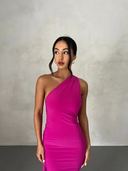 MELANI Constantina Gown - Berry (HIRE) - Image 5