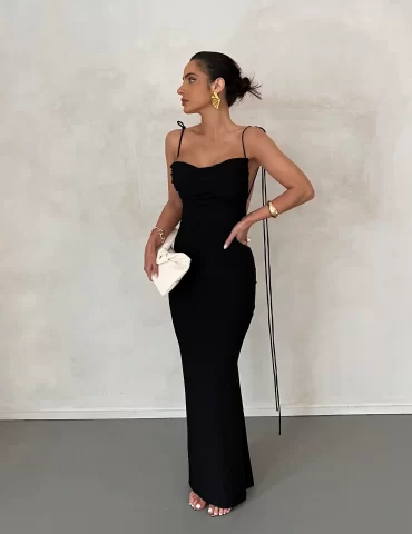 MELANI Jiani Gown - Black (HIRE)
