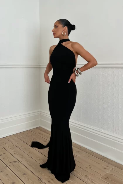 MELANI Sofia Gown - Black (HIRE) - Image 4