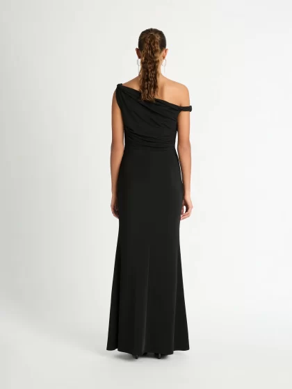 SHEIKE Stella Maxi Dress - Black (HIRE) - Image 3